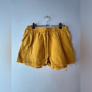 Audrey 3 + 1Mustard Yellow Shorts With Pockets Size Medium 1099